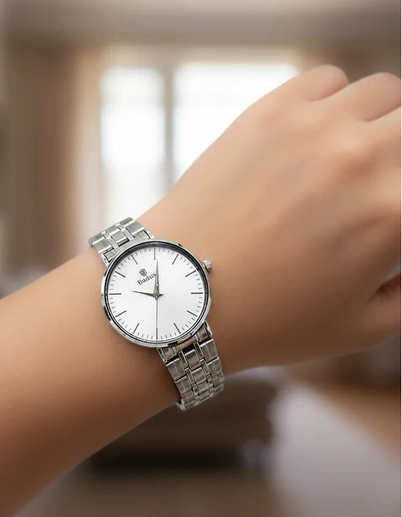 Round Dial Women's Watch