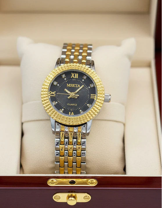 Round Black Dial Women's Watch