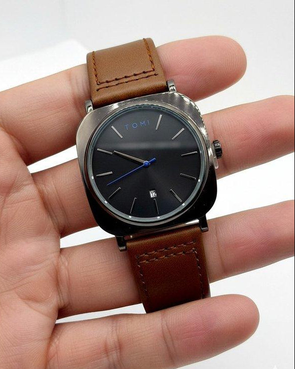 Round/Square Leather Strap Men's Watch