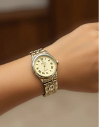 Round Dial Women's Watch