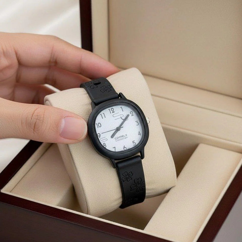 WHL Round Flower Rubber Strap Women's Watch