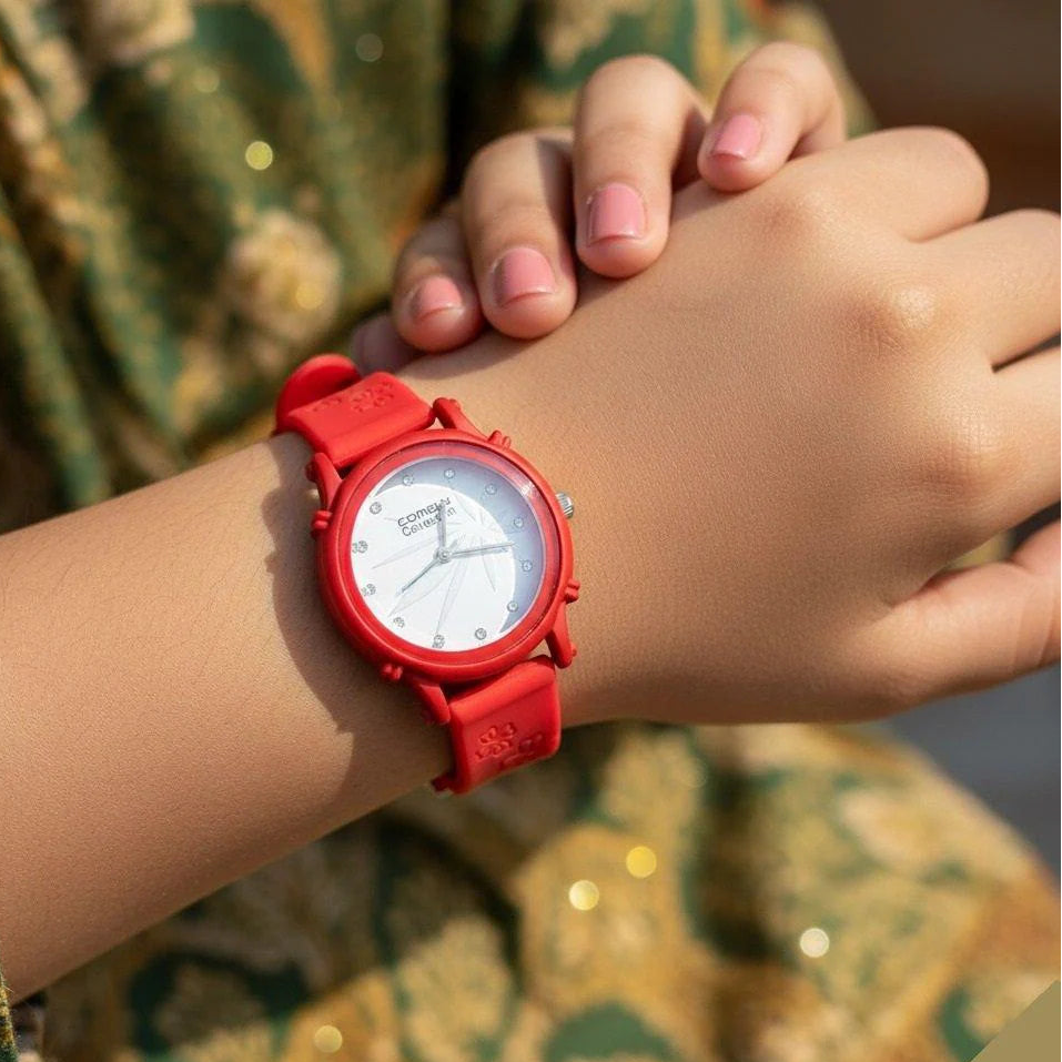 WHL Round Leaf Dial Rubber Strap Women's Watch
