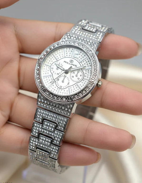 WHL Round Rhinestone Women's Watch