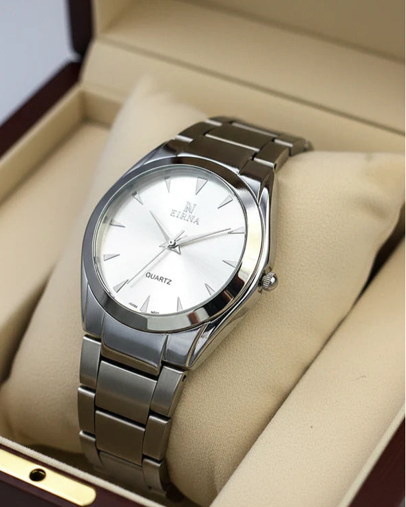 Round Dial Women's Watch